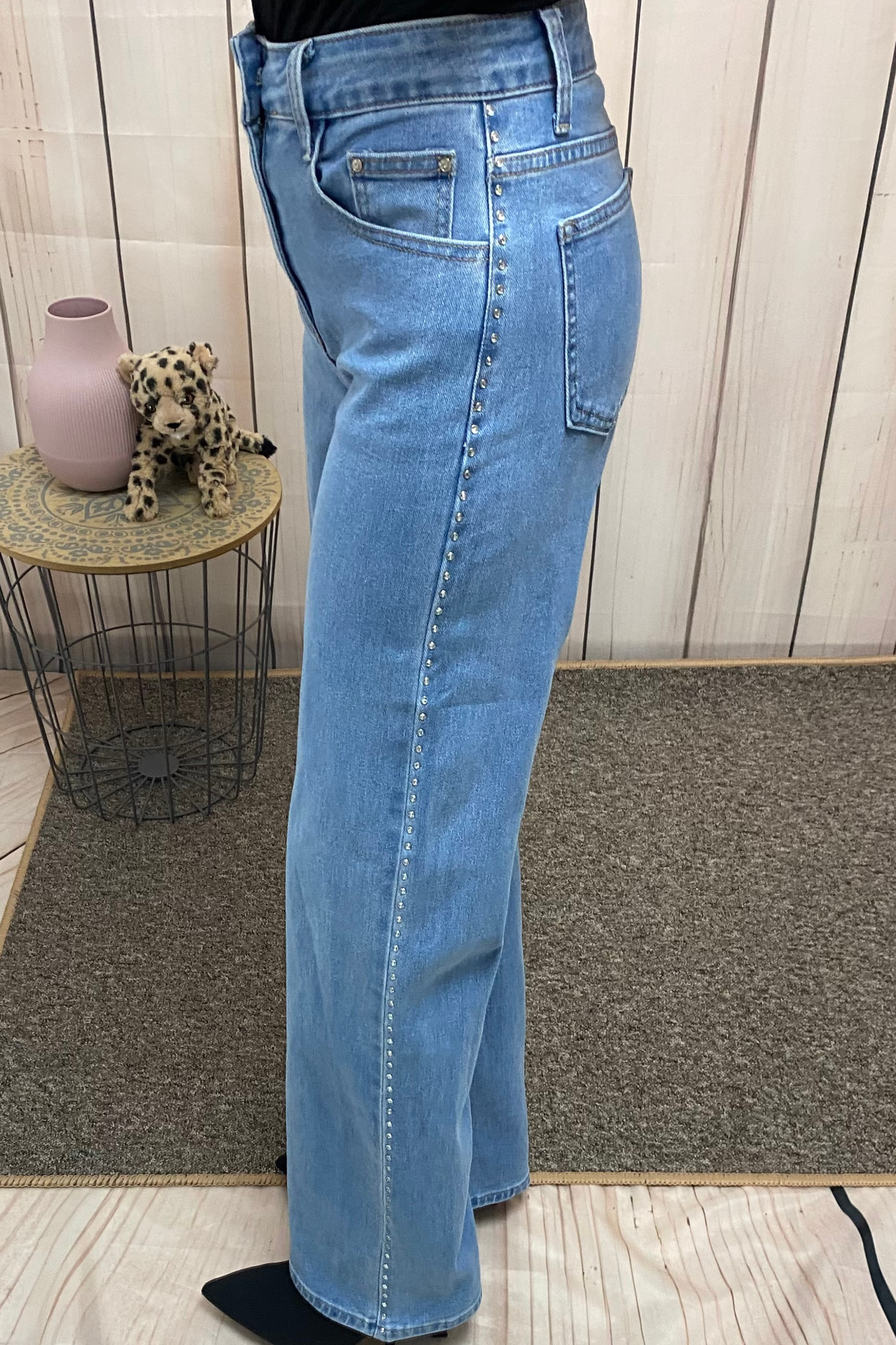 Vaquero Lateral Glow